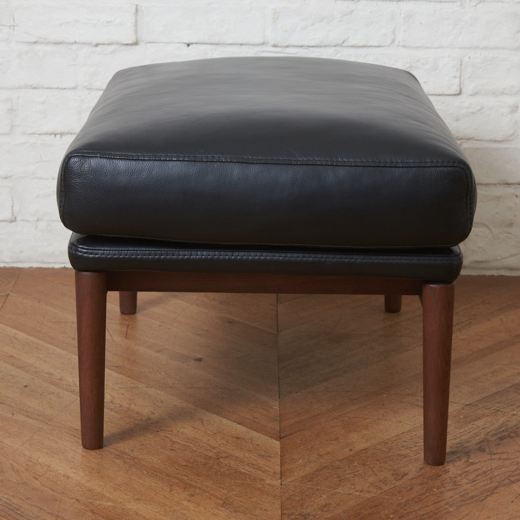 HORSE SHOE オットマン