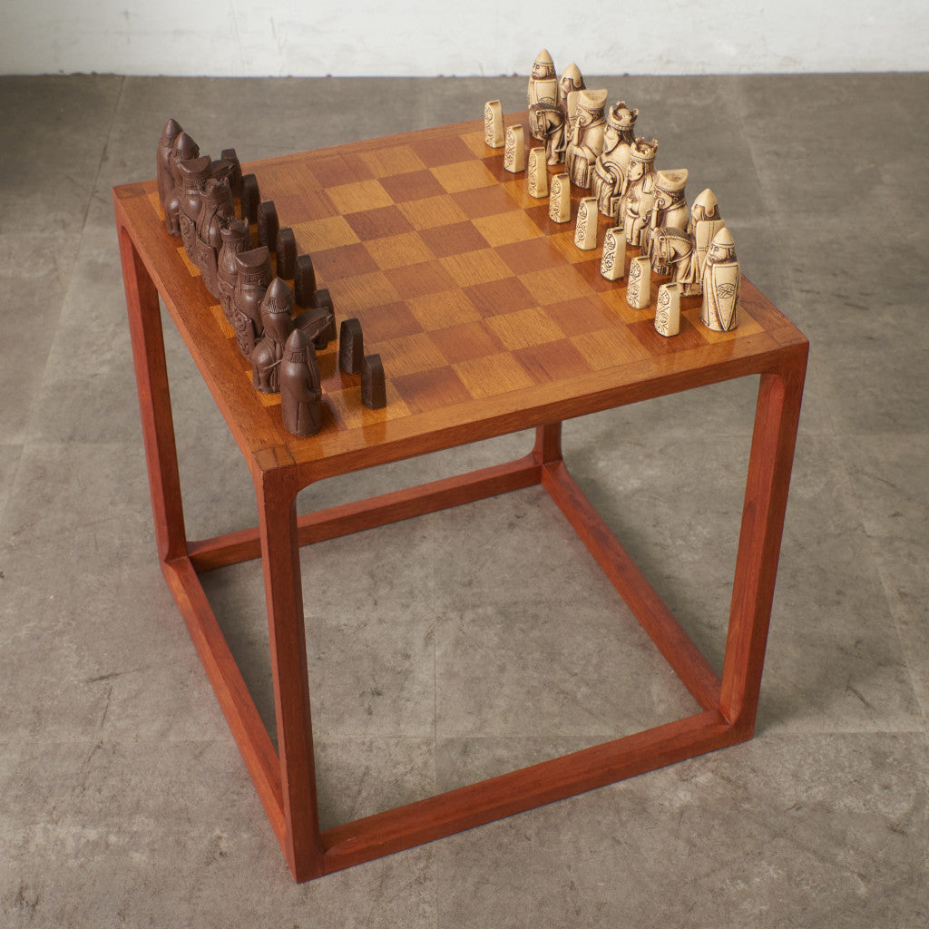 英国ヴィンテージ チェス駒付き チェスサイドテーブル｜rocca rocca