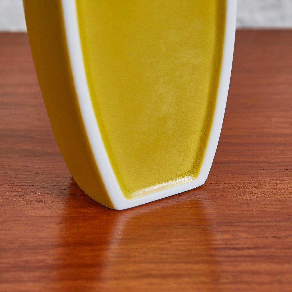 ふちどりフラワーベース からしマット