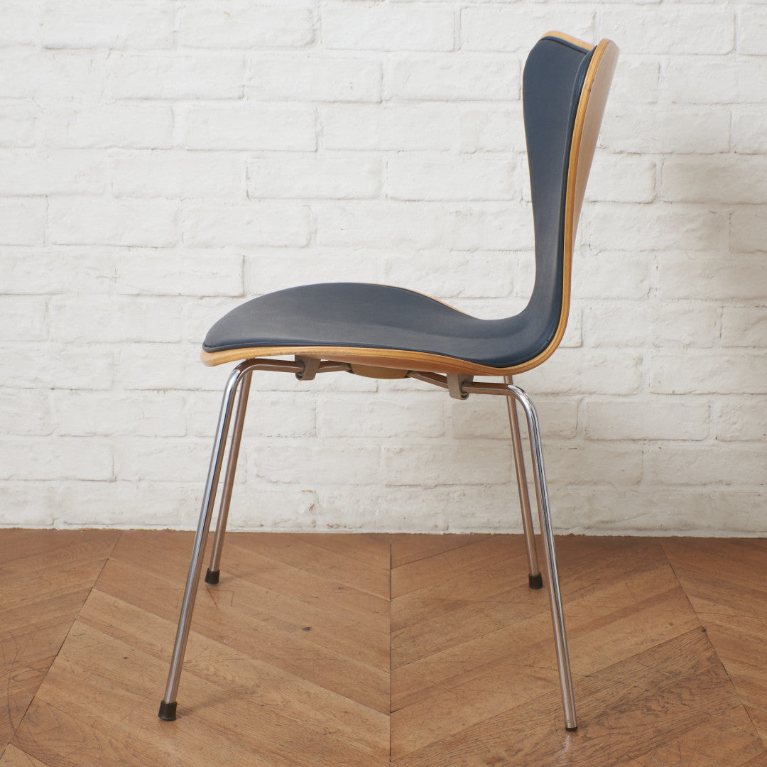 セブンチェア / フロントパディング