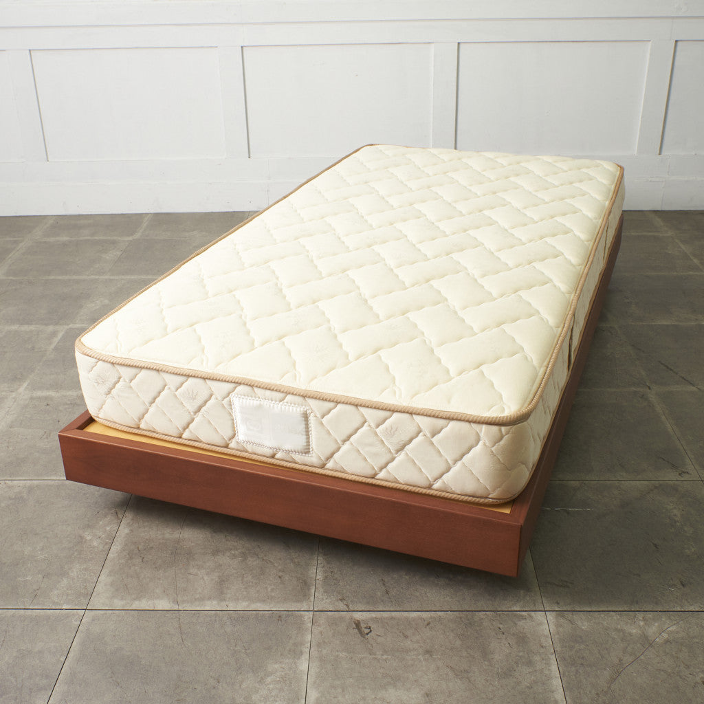 ERBA 05 シングルベッドフレーム & Sealyマットレス