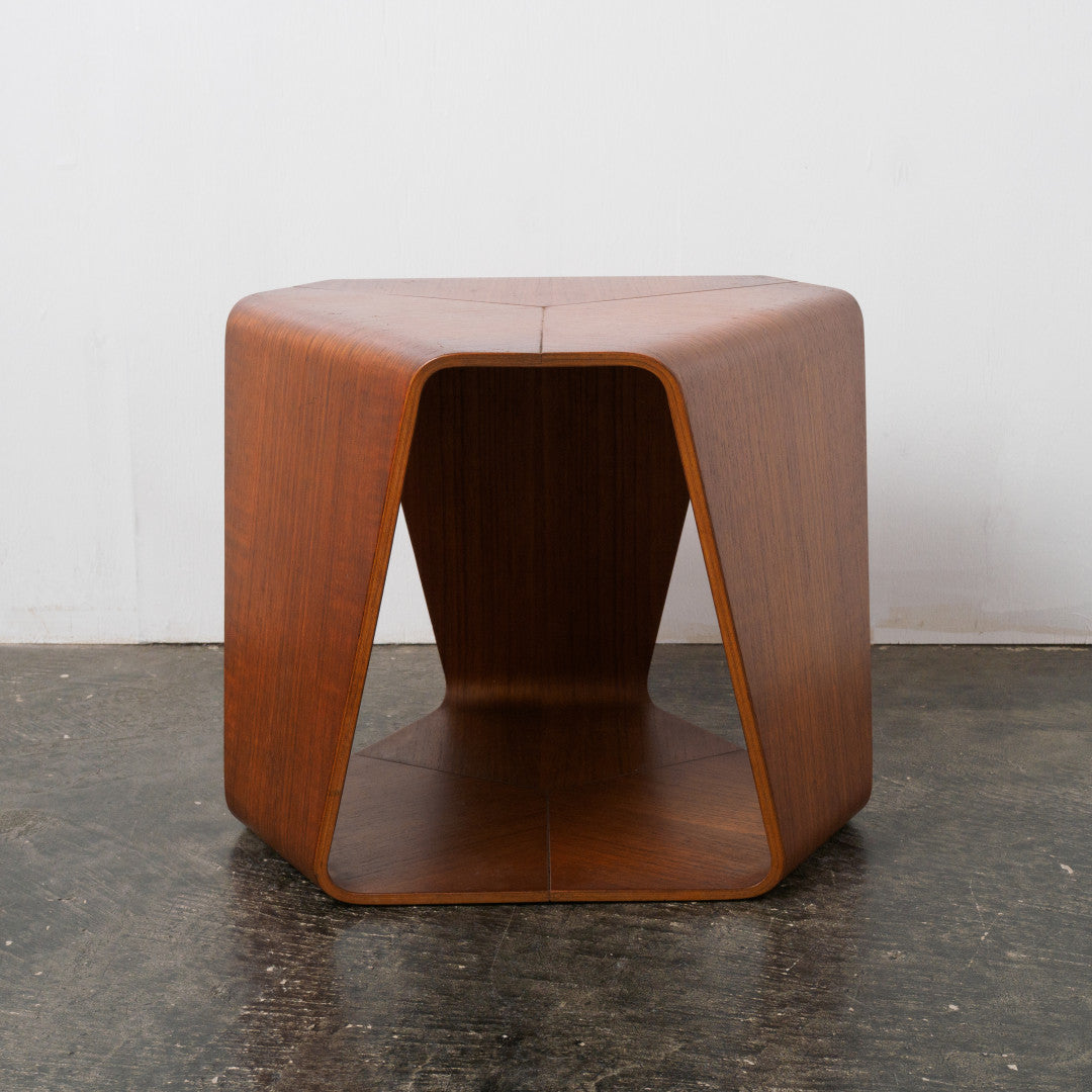 スツール・オットマン – rocca rocca