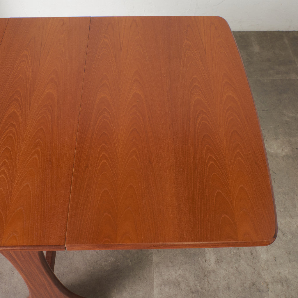 Fresco ドロップリーフゲートレッグテーブル