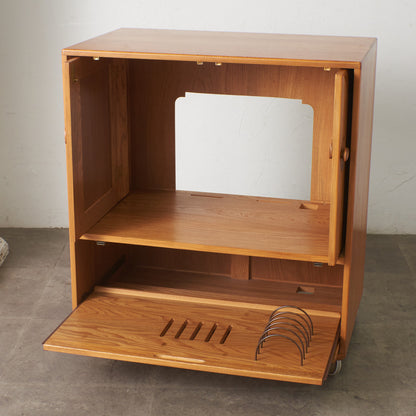 ウィンザー テレビキャビネット