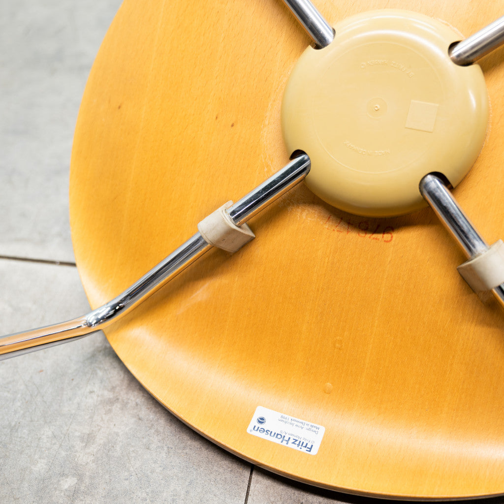 セブンチェア / フロントパディング