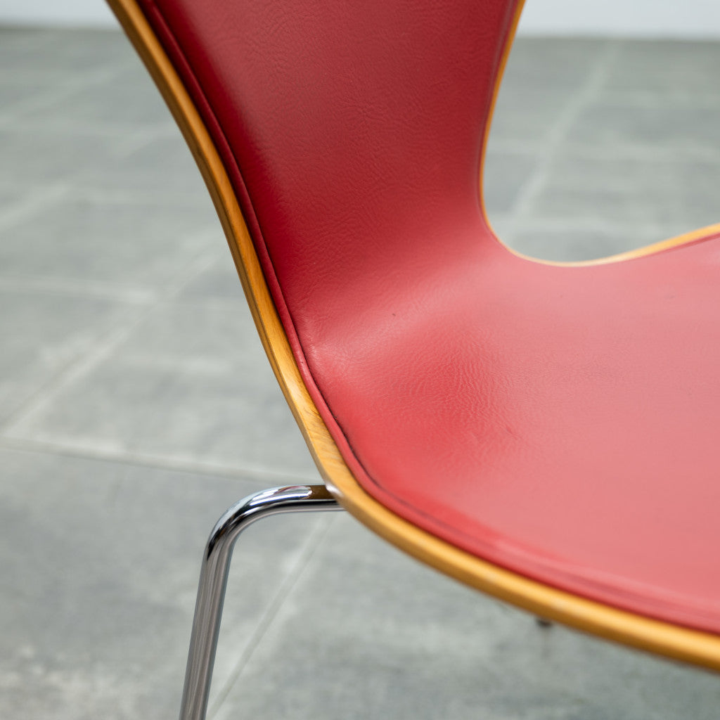 セブンチェア / フロントパディング