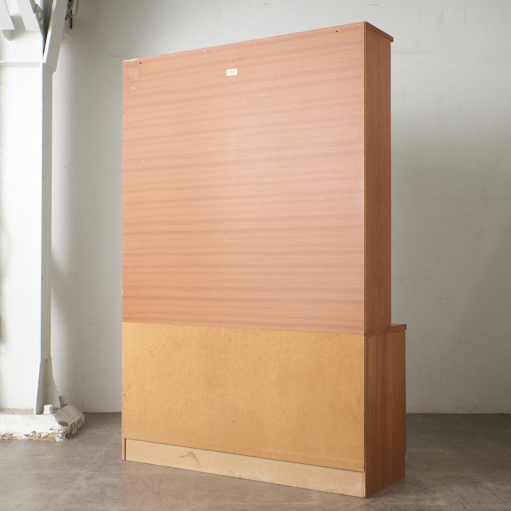 ヴィンテージ ガラスキャビネット