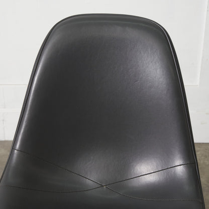 サイドシェルチェア スタッキングベース