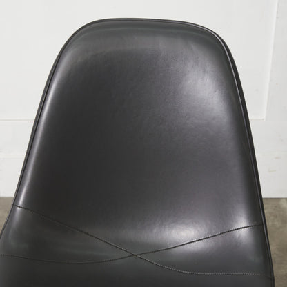 サイドシェルチェア スタッキングベース