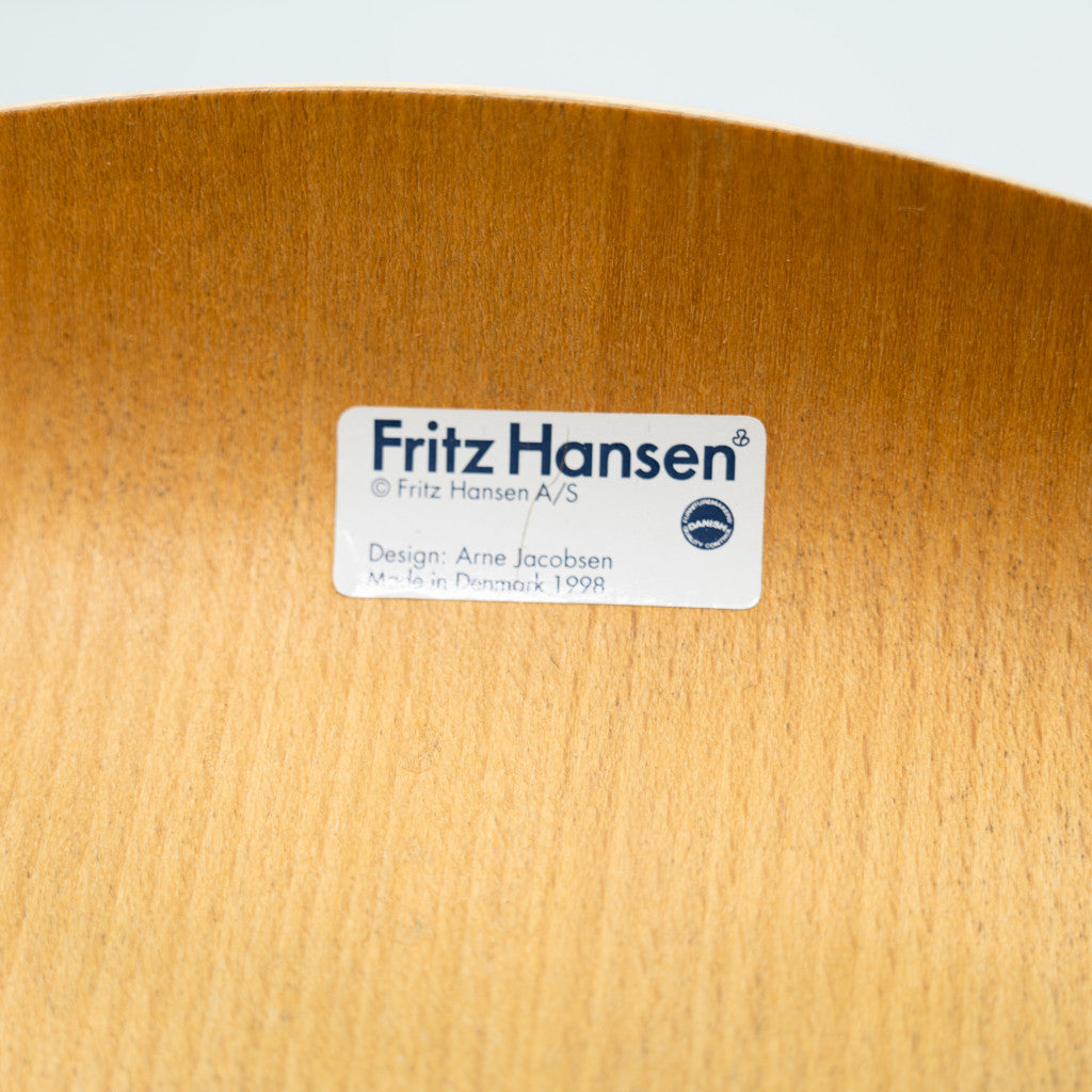 セブンチェア / フロントパディング