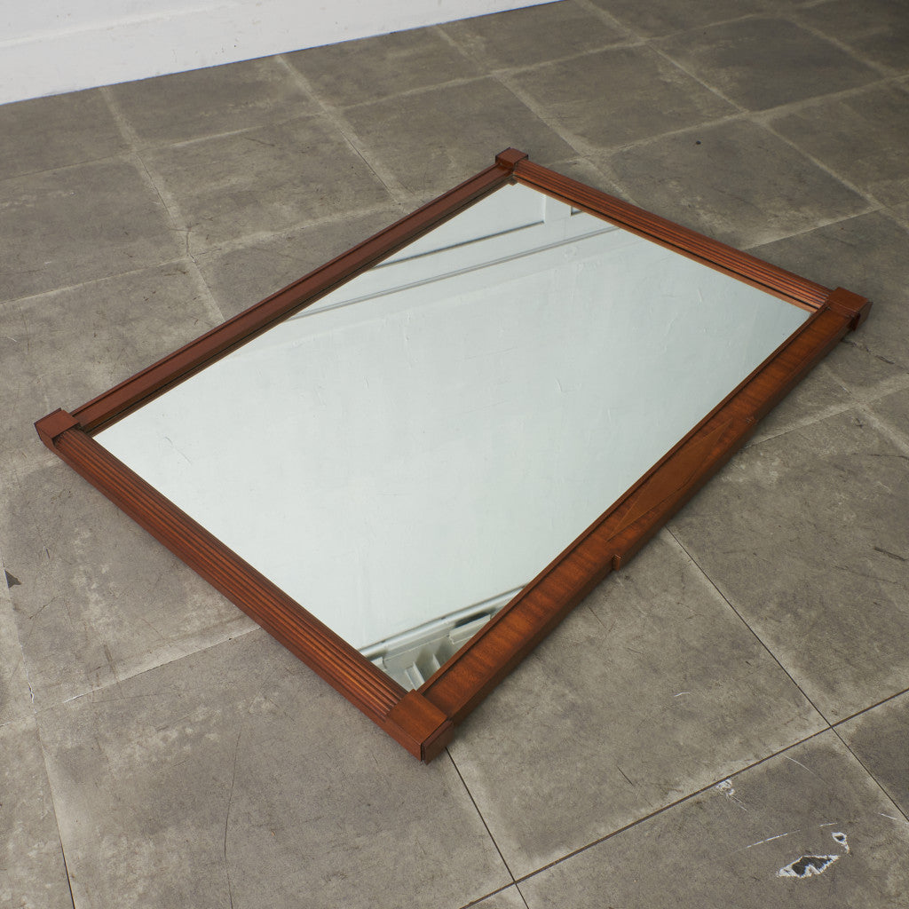 TRIUNE ウォールミラー