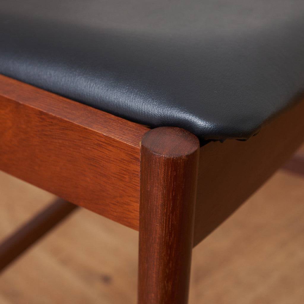 英国ヴィンテージ ダイニングチェア / 張替済