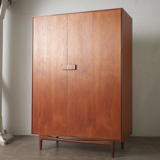 Danish ワードローブ