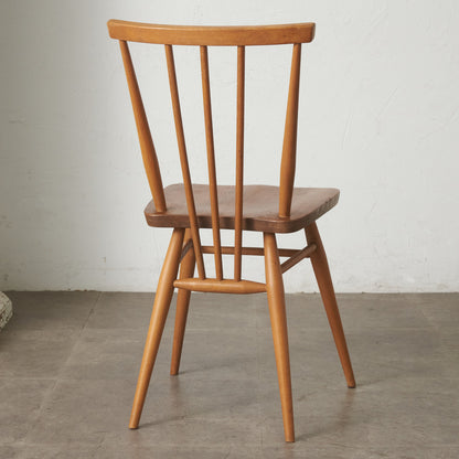 スティックバックチェア