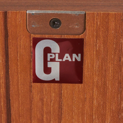 Form FIVE キャビネット