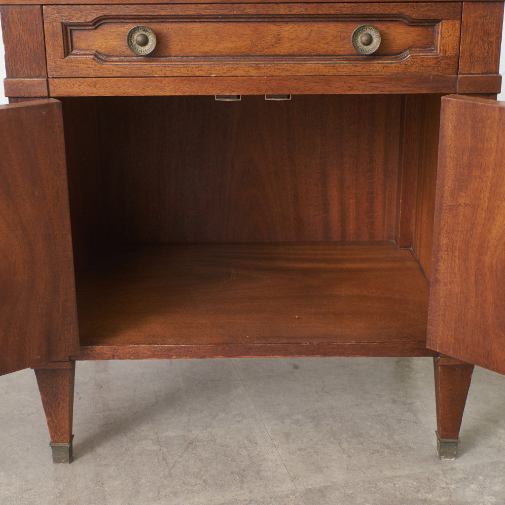 TRIUNE ナイトテーブル