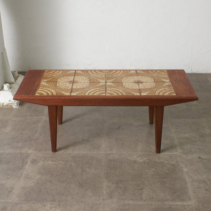 ヴィンテージ タイルトップ コーヒーテーブル