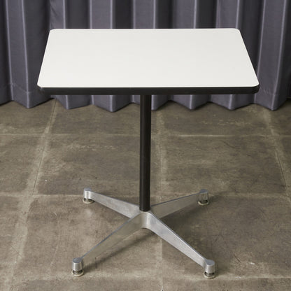 イームズ コントラクトベース テーブル