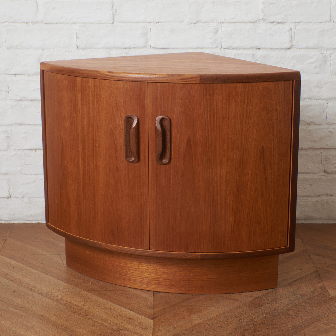 アンティークチェスト　キャビネット　棚　カリフォルニア　オレンジサークル 楽天市場】キャビネット 幅40 チェスト 棚 アンティーク調 収納棚 天然