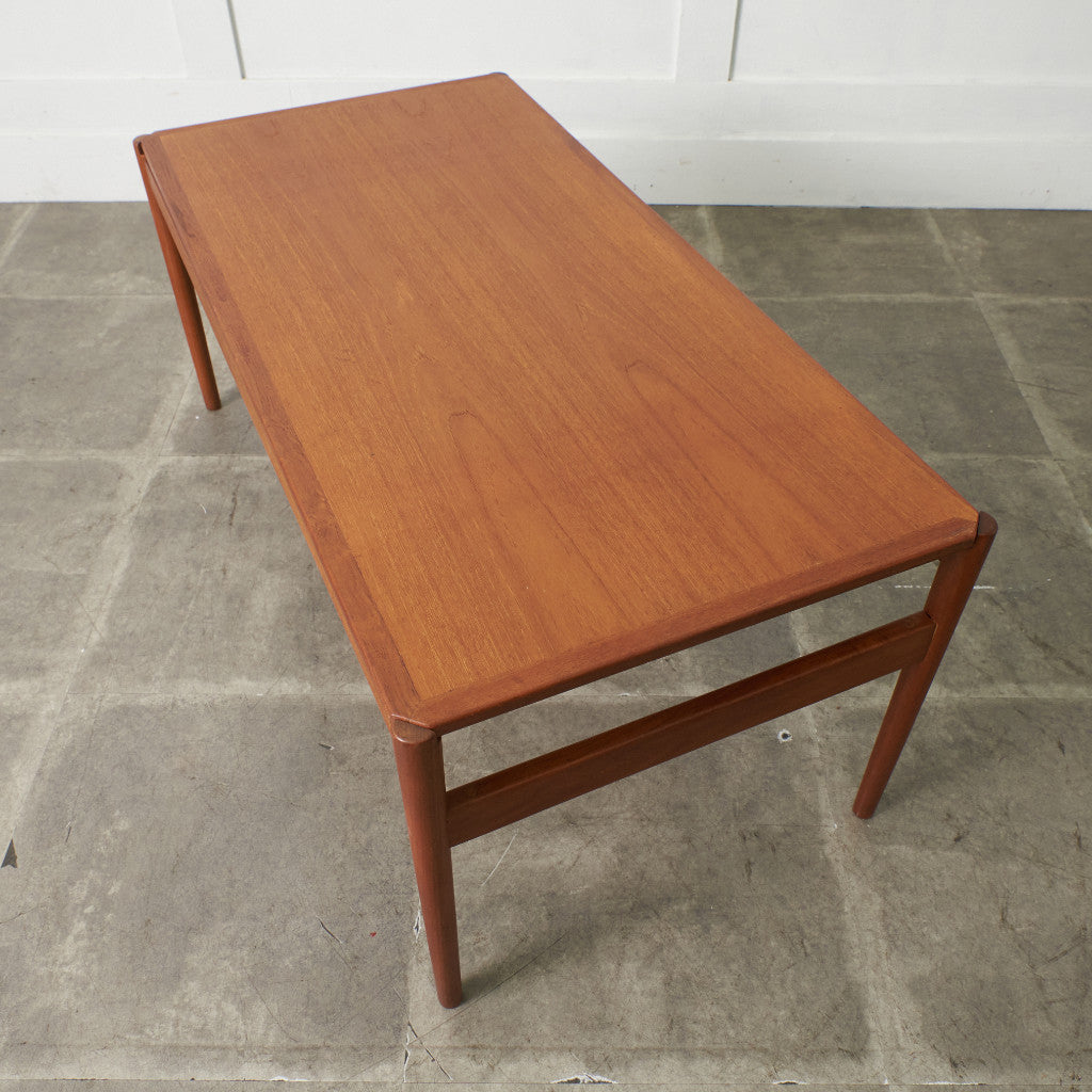 デンマーク製 ヴィンテージ コーヒーテーブル｜rocca rocca