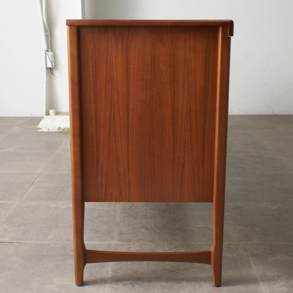 ヴィンテージ サークルサイドボード