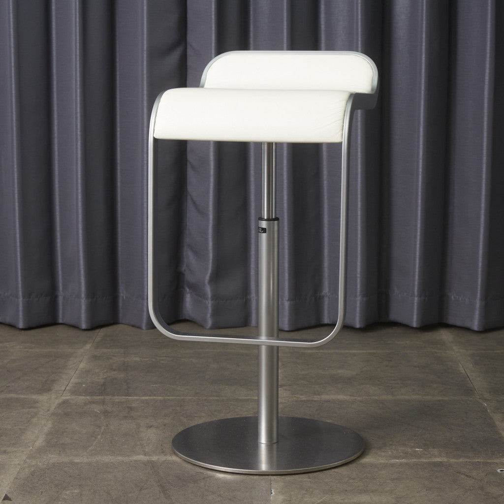 LEM 本革張りスツール