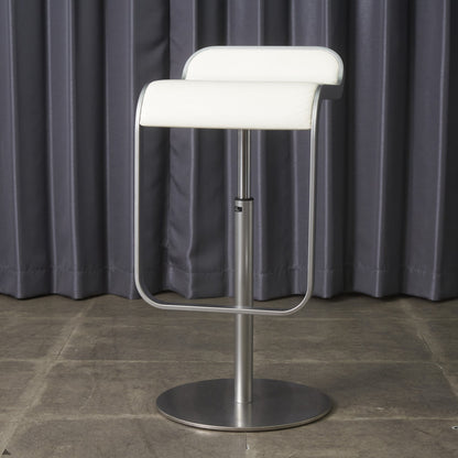 LEM 本革張りスツール