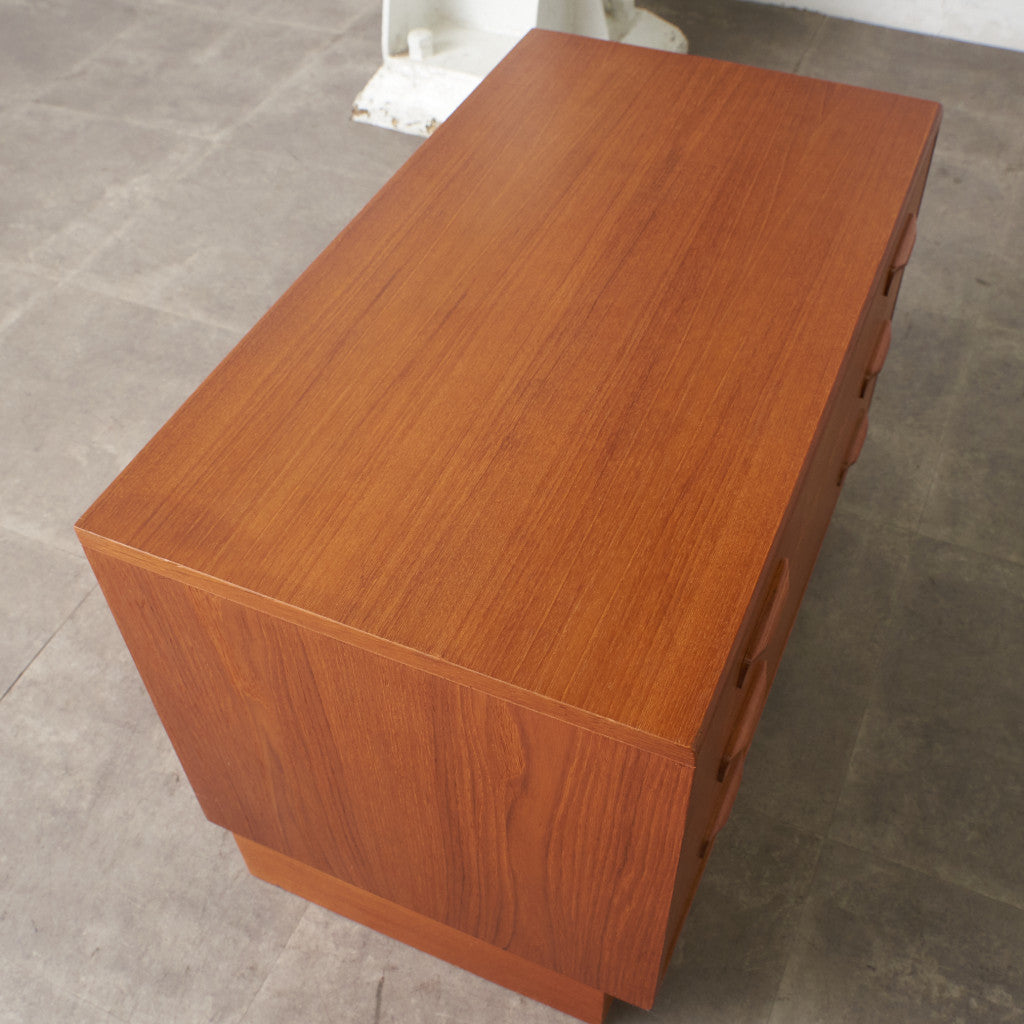 Fresco 3段 チェスト