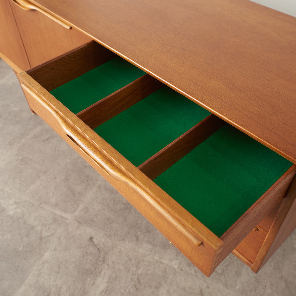 ヴィンテージ サイドボード