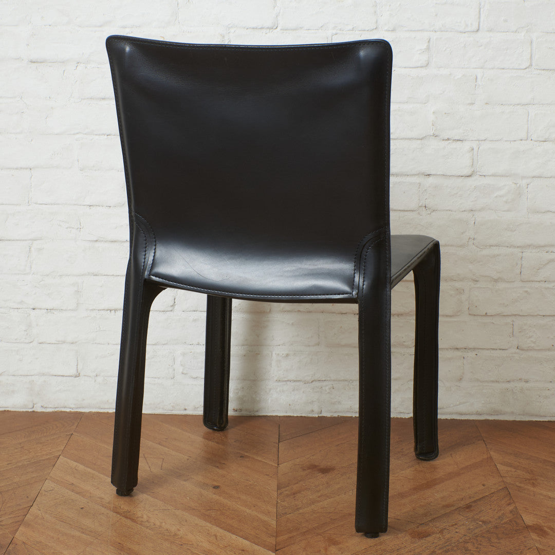 412 CAB アームレスチェア