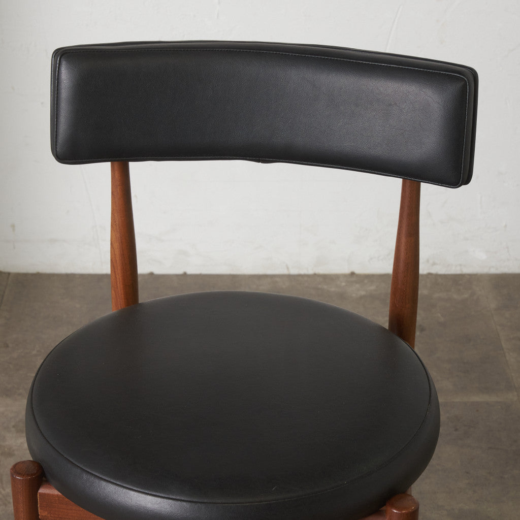 サーキュラーチェア