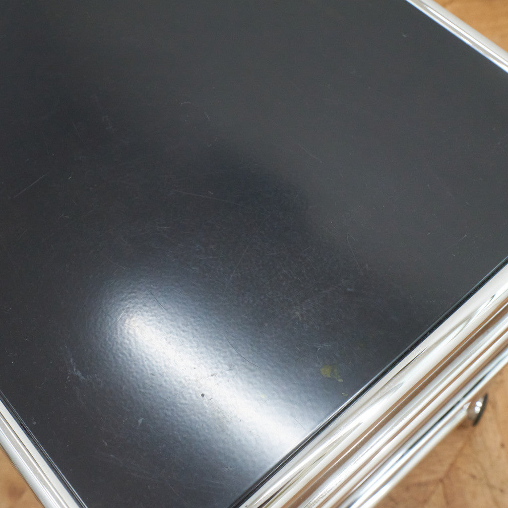 キャスターワゴン