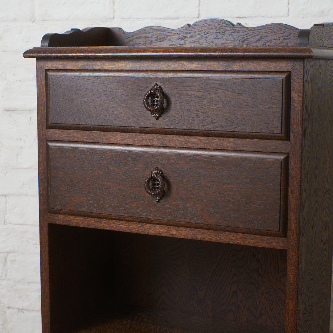 クラシック オーク材 サイドキャビネット