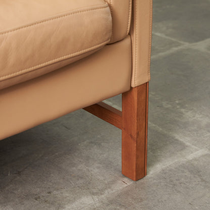 ETON 本革張り 2人掛けソファ