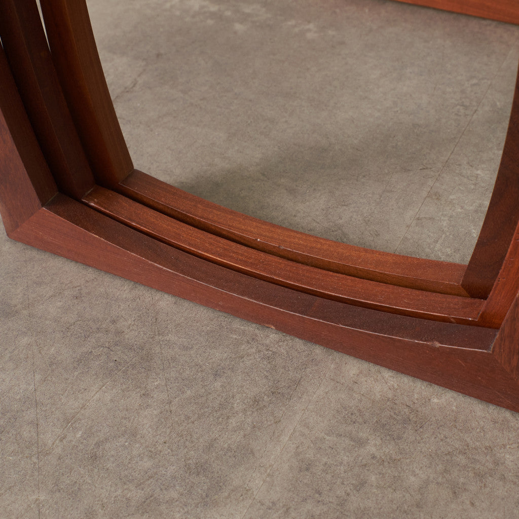 Quadrille ヴィンテージ ネストテーブル