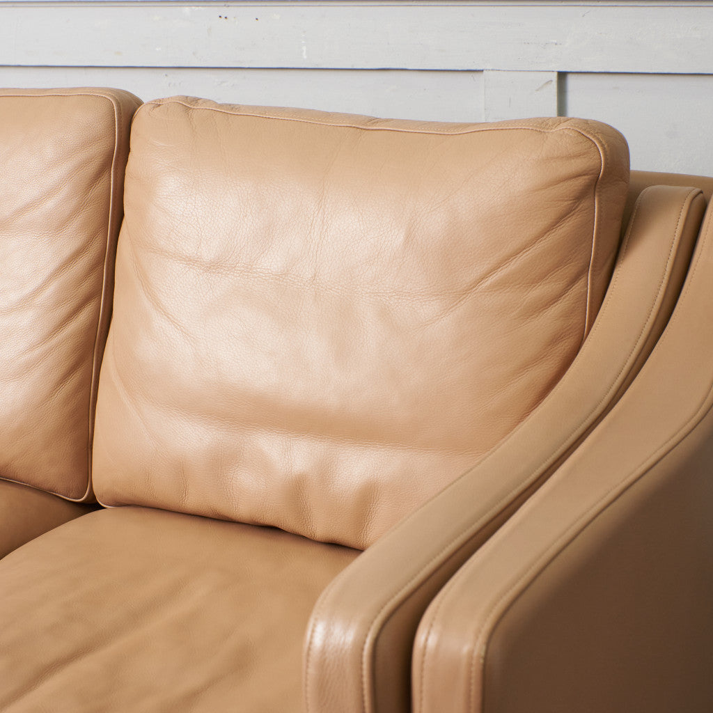 ETON 本革張り 2人掛けソファ