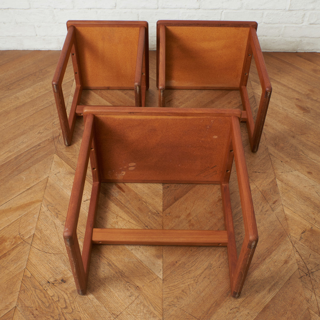 ヴィンテージ タイルトップ ネストテーブル