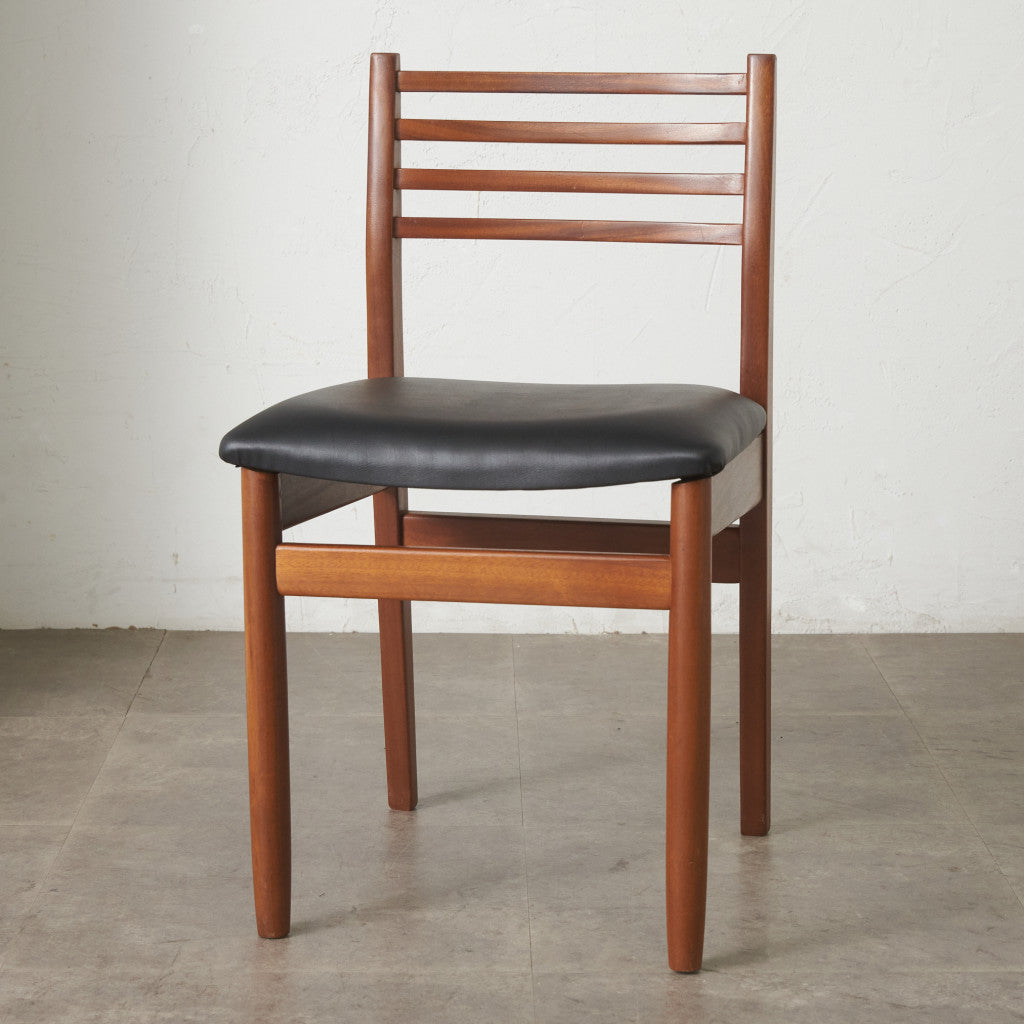 英国ヴィンテージ ラダーバック ダイニングチェア / 張替済