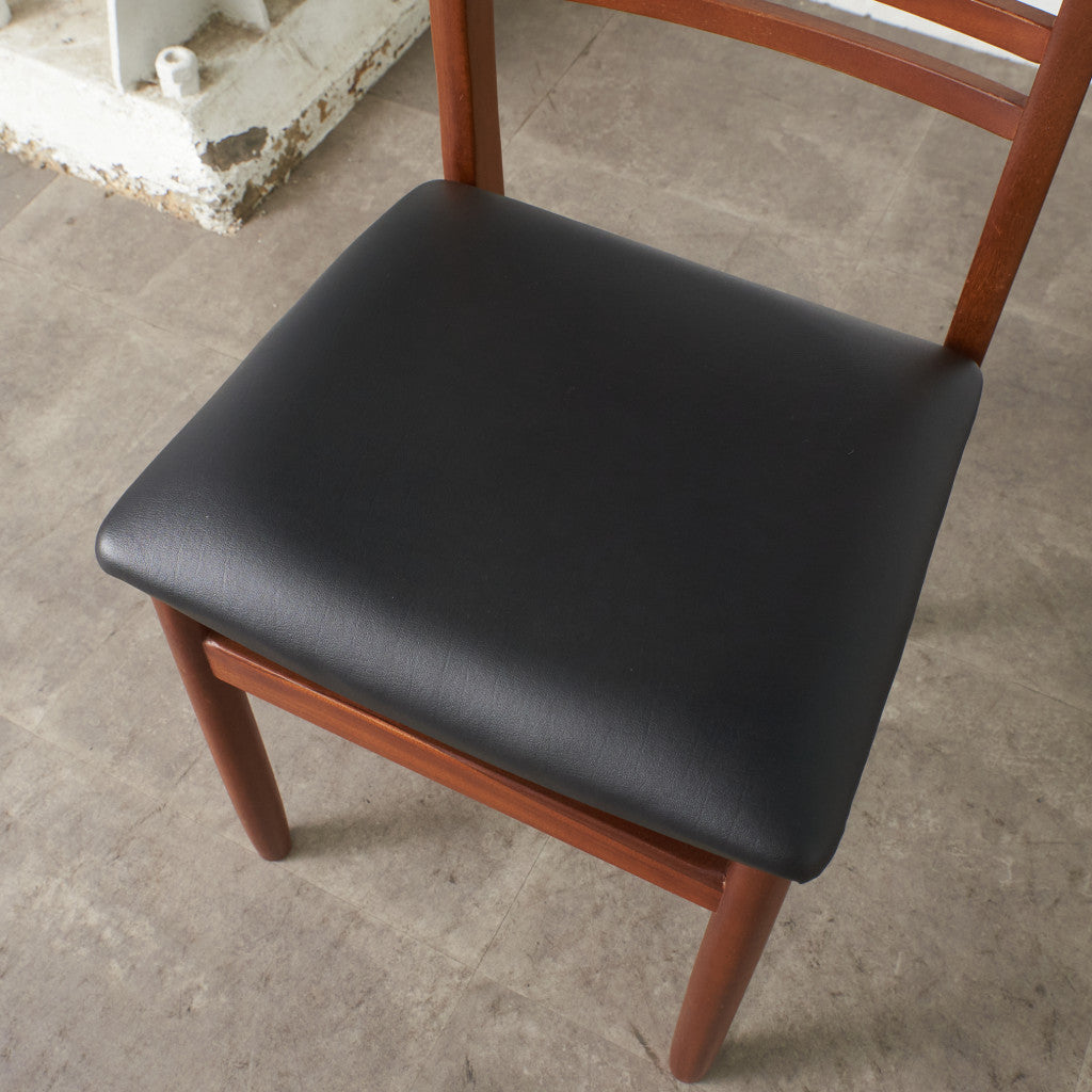 英国ヴィンテージ ラダーバック ダイニングチェア / 張替済