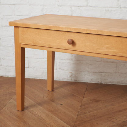 サイドテーブル