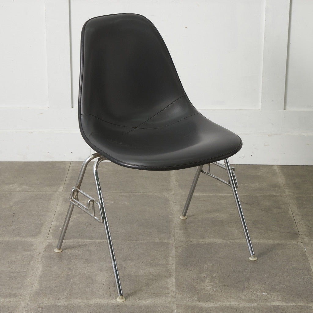 サイドシェルチェア スタッキングベース｜ハーマンミラー Herman