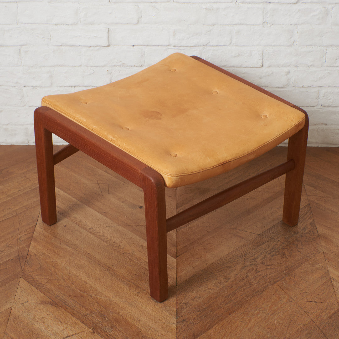 デンマーク製ヴィンテージ ヌメ革 スツール