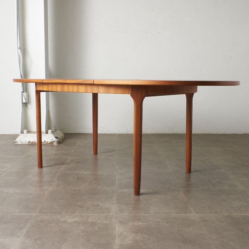 エクステンション オーバルダイニングテーブル