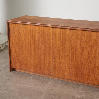 Form FIVE キャビネット