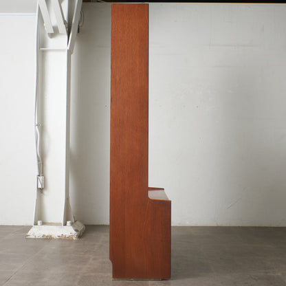 ヴィンテージ ビューロー付きブックケース