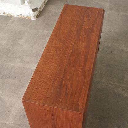 Form FIVE キャビネット