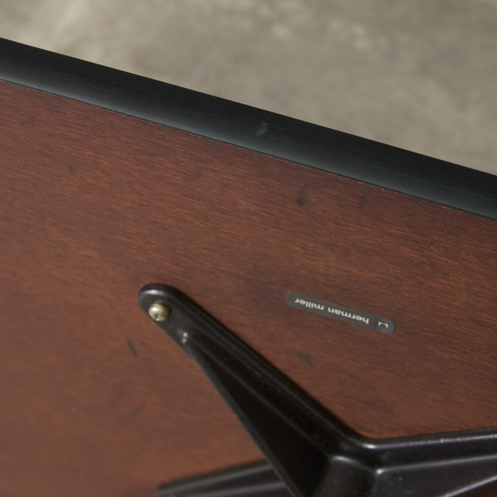 イームズ コントラクトベース テーブル