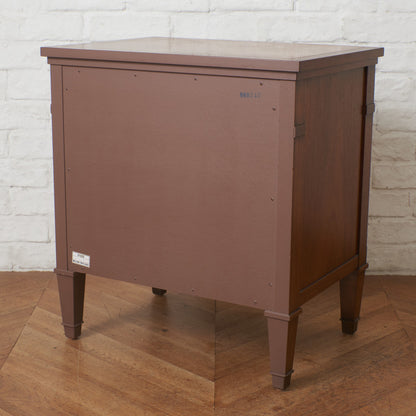 TRIUNE ナイトテーブル