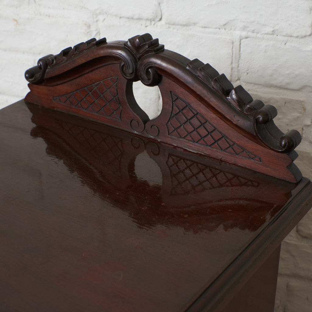 英国アンティーク ウォールナット材 スモールキャビネット