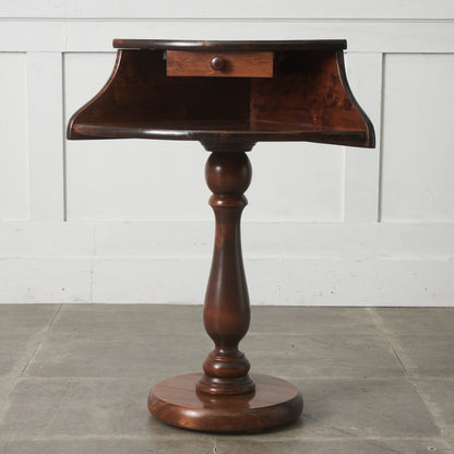 イタリア製 コーナーサイドテーブル